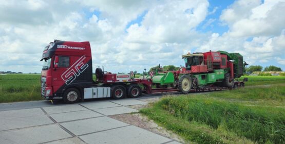 ste met landbouwmachine.jpg